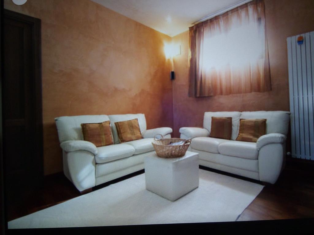 דירות סירקוזה Casa Federica חדר תמונה